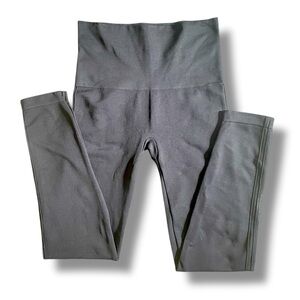 Spanx Black Leggings EUC size Large